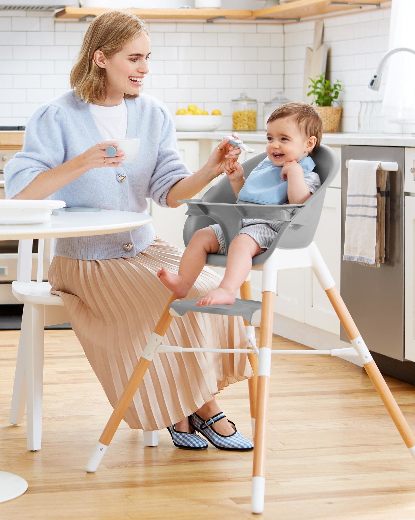 Skip Hop 4-in-1 Multi Stage High Chair, Grey / White, -- ANB Baby