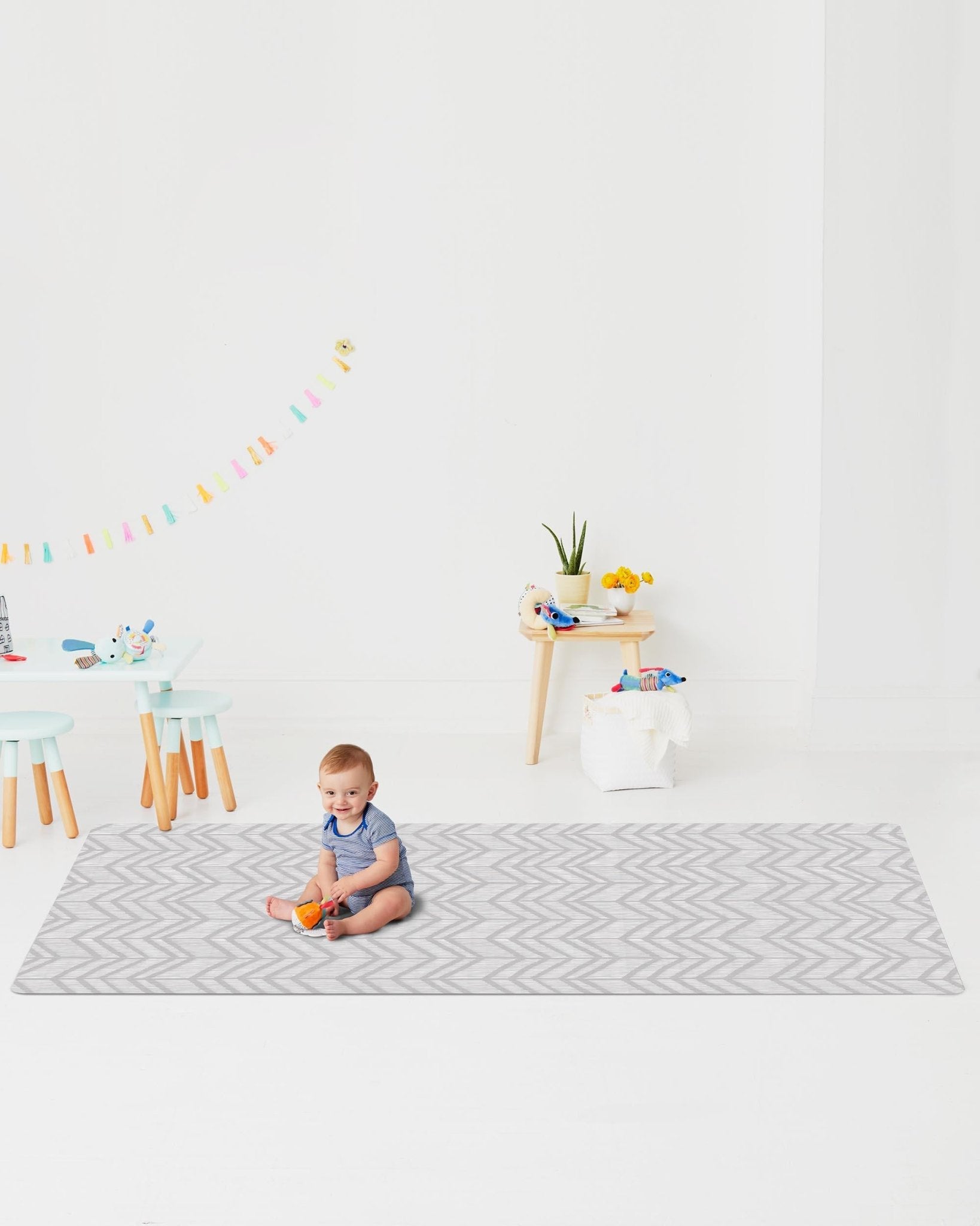 Skip Hop Reversible Playmat, Little Travelers / Herringbone, -- ANB Baby